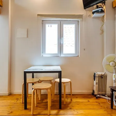Great Graca Studio Apartment Lisbon